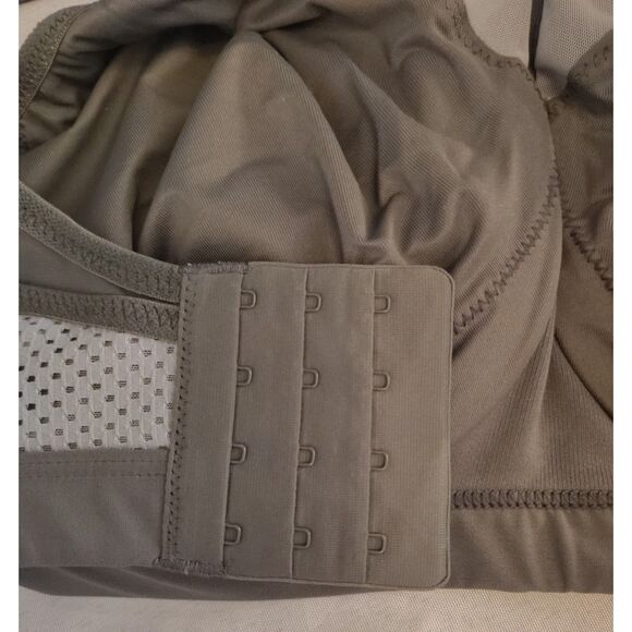 Glamorise High Impact Underwire Sports Bra Size 36DD Grey Moisture Wicking Gym - Picture 4 of 6